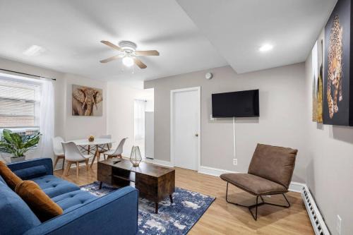 Chinatown Apartment | Exclusive Flat In Center City