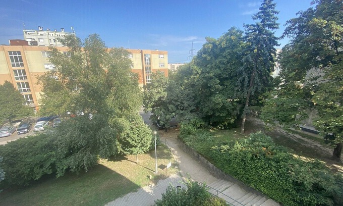 Szazhalombatta Apartment | Exclusive lakás kiadó a belvárosban!