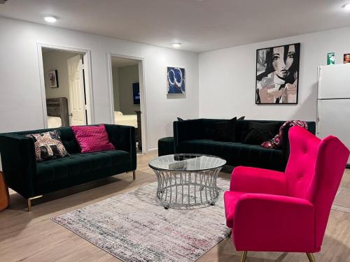 Ampere Apartment | Exclusive Spacious 2 Kings Bed by EWR NYC