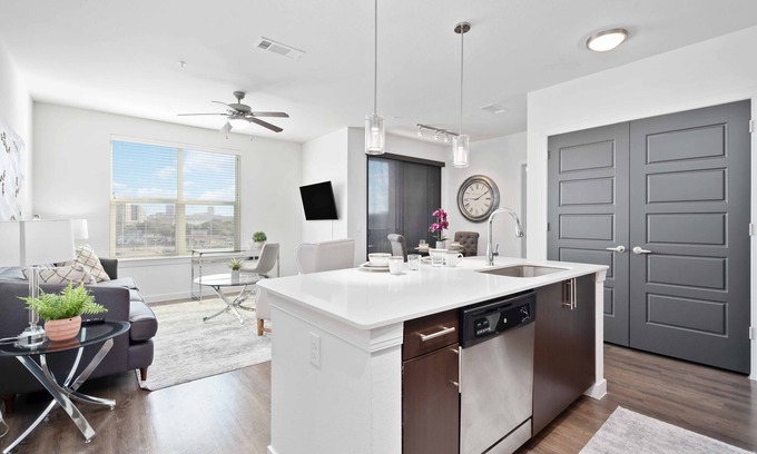 Allen Apartment | Exclusive Special Offer! ALL041 - Luxurious 2BD Furniture