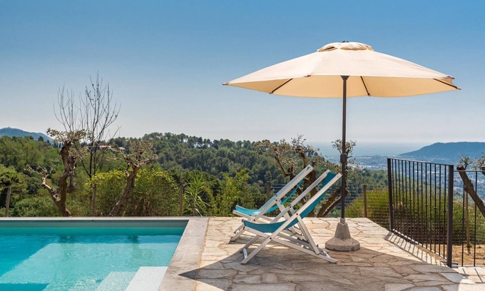 Sarzana Villa | Exclusive Villa, A/C, Pool, Sauna, Gym, Beach Volleyball, Free Wi-Fi, Sat TV, BBQ