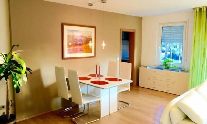 Petershausen-Ost Apartment | Exclusive villa at the Lake, the Musicians district, designer decor