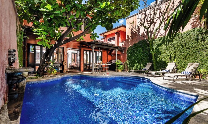 Playa Langosta House | Exclusive villa with private pool across street from the beach
