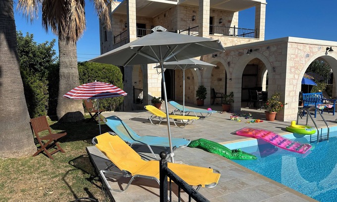 Likotinarea Villa | Exclusive Villa with stunning, Sea and White Mountains Views and Internet access