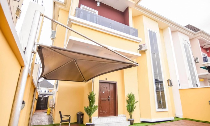 Ofin House | Executive 4 bedroom house