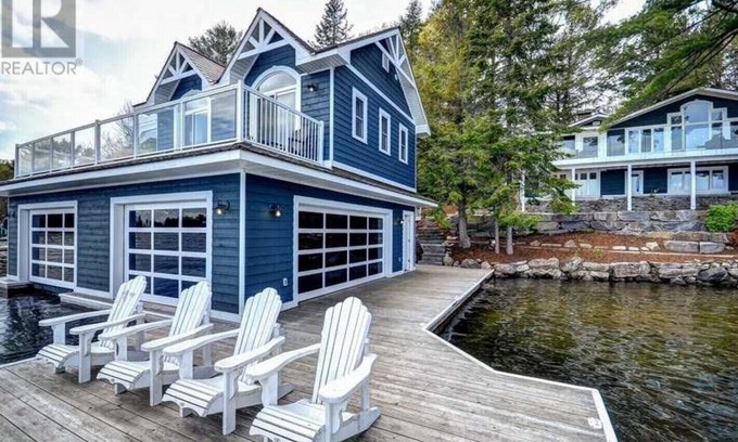 Minett Cottage | Executive Cottage in Muskoka