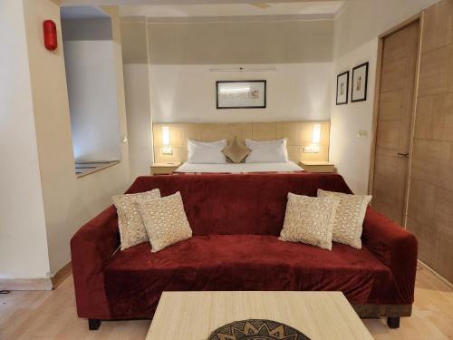 Indirapuram Apartment | Executive studio appartment