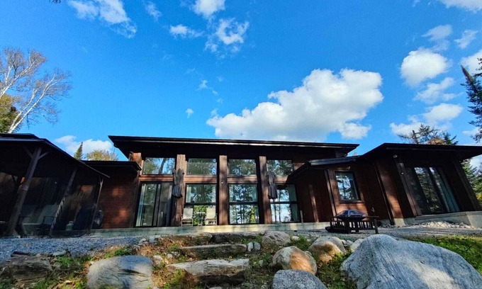 Nominingue House | Expansive Lakefront modern retreat nestled by nature, huge windows ,4 bedroom