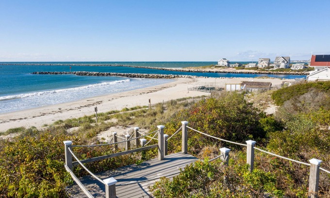 Jerusalem House | Experience Paradise! Stunning Beachfront Home, Your Ultimate Coastal Retreat!