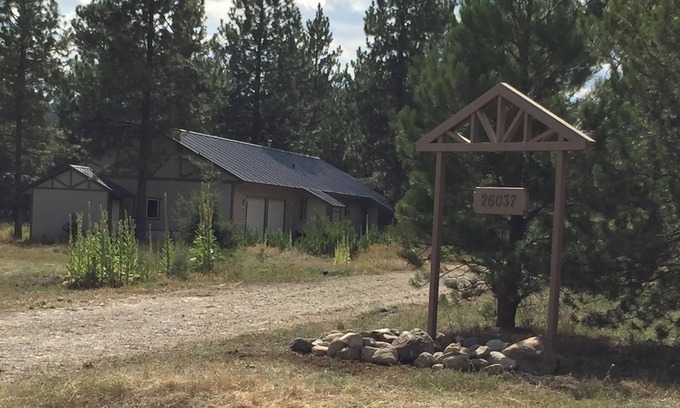 Athol House | Experience The Comport Of Living In A Straw Bale House.