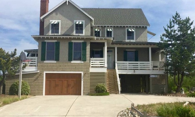 Corolla Village Cottage | Experience the magic of Corolla - Ocean Views 6 bedroom cottage steps to beach