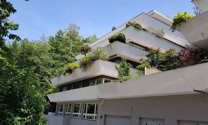 Zug Apartment | Experience very central Zug in a quiet place