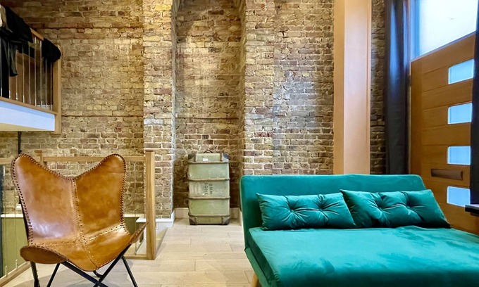Stroud Green Apartment | Exposed Brick Flat Finsbury Park