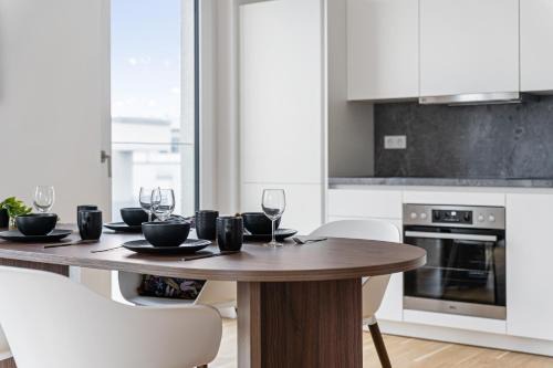 Boeblingen Apartment | EXQUIS Design 4-Zimmer ART-DECÓ I Balcony I Family-friendly I Parking I Home Office