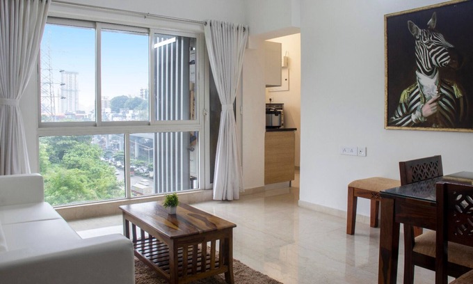 Malad East Apartment | Exquisite Place for Families - 2 BHK upto 5 guest