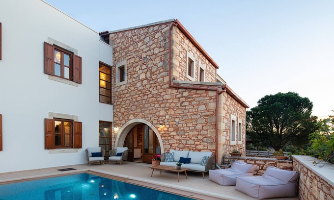 Pigouniana Villa | Exquisite Villa Mesogea with spacious rooms and private pool