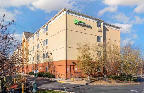 Wilkes-Barre Hotel | Extended Stay America Select Suites - Wilkes - Barre - Scranton