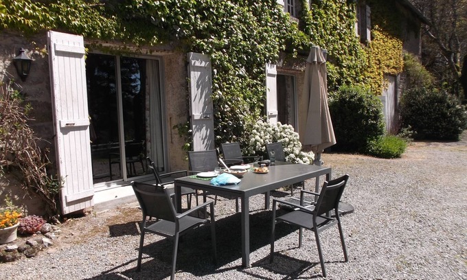 Sauviat-sur-Vige House | Extensive Family Property 19 th in the Countryside With Heated Pool