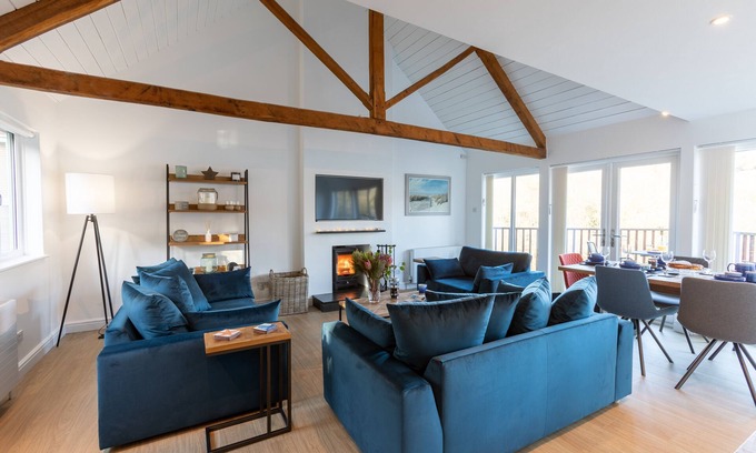 St Mellion House | Fab house with FREE Golf, Spa and Gym