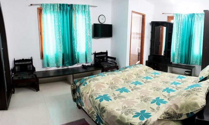 Kolar Road Hotel | FabHotel The Krishnayan