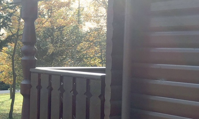 Marlow House | Fabulous Log Cabin - 2 Bedroom 2bt