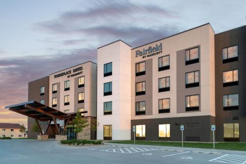 Norfolk Hotel | Fairfield by Marriott Inn & Suites Norfolk