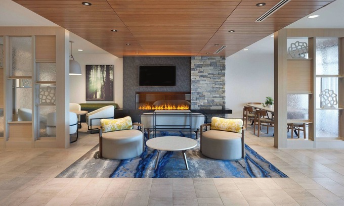 Orillia Hotel | Fairfield Inn & Suites by Marriott Orillia