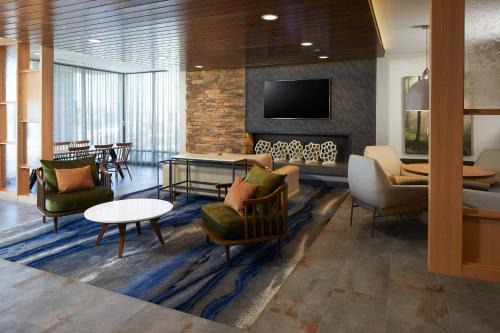 Moreno Valley Hotel | Fairfield Inn & Suites by Marriott Riverside Moreno Valley