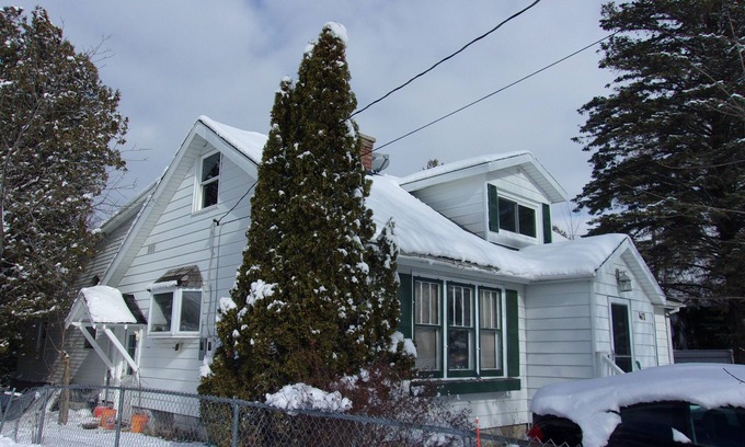 Petoskey House | Family and Friends 4 Bedroom Newer Vacation Home