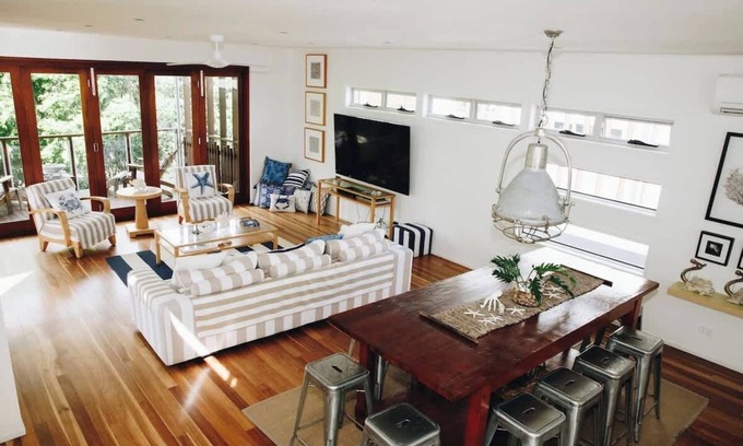 Twin Waters House | Family Beach House at Twin Waters Resort