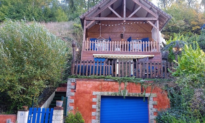Brevainville Ski Chalet | Family chalet perched on the edge of the Loire, not overlooked