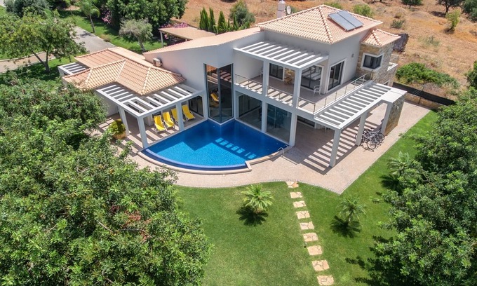 Chao de Cevada House | Family country house