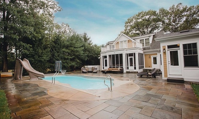 Grand Beach House | Family Estate/heated pool/short walk to beach/playground/golf/basketball/tennis