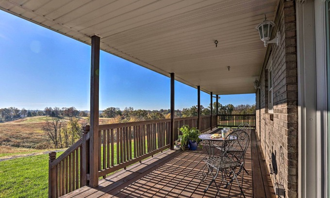 Chaplin House | Family Farmhouse on 160-Acre Ranch w/Hiking Trail
