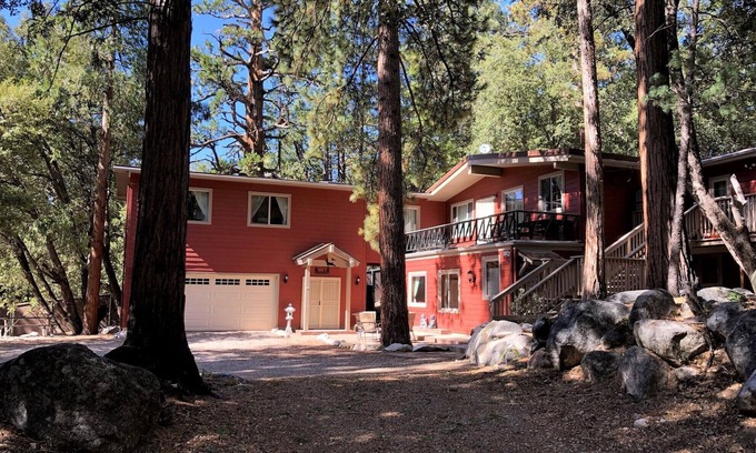 Idyllwild Apartment | Family friendly, Full Kitchen, EV Charger Level 2, A/C, Easy Parking, Fireplace