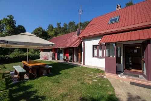 Lic Apartment | Family-friendly apartments with swimming pool Lic, Gorski kotar - 23685