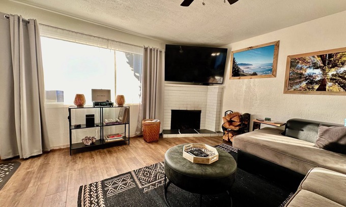 Crescent City North House | Family friendly coastal house. Pet Friendly, Big screen tv's in every room!