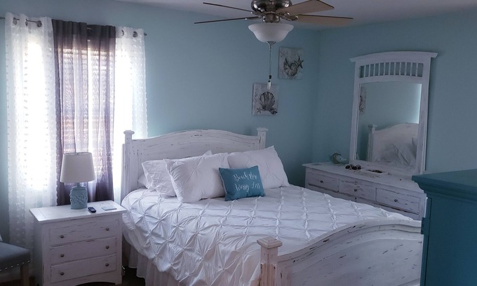 Hinesville House | Family Friendly Home near Fort Stewart. 3bd/2bath