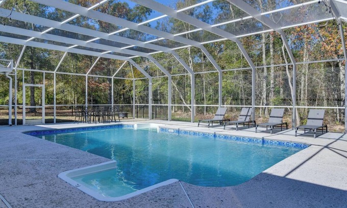 Ponchatoula House | Family-Friendly with Game Room & Screened-In Pool