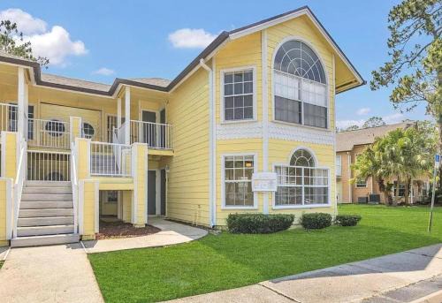 Royal Palm Bay Apartment | Family Fun Getaway close to Disney