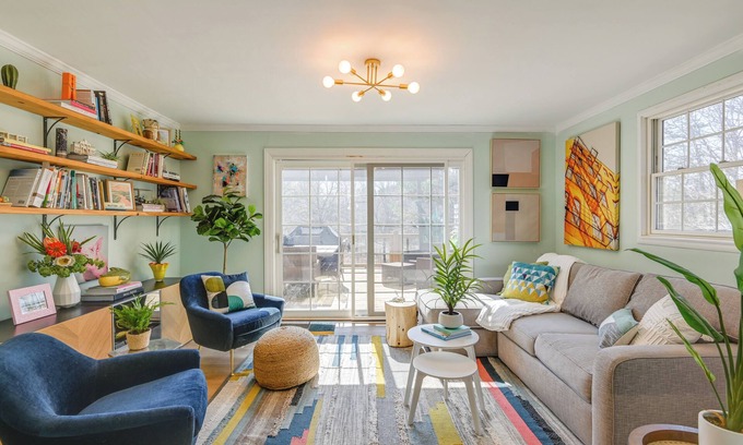 Fairview House | Family Home w/Furnished Deck in Fairview!