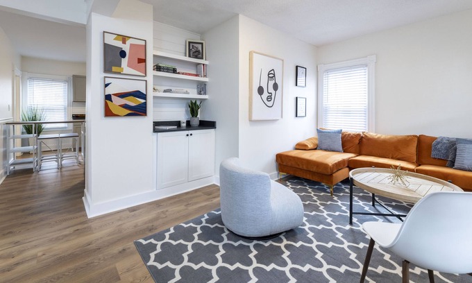 Mystic - New London Apartment | Family Large Two Bedroom Downtown Mystic Aquarium