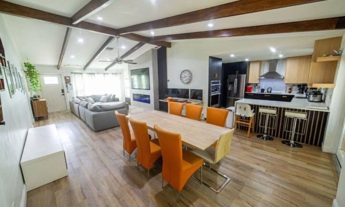 Sandalfoot Cove House | Family & Pet Friendly Home in Boca Raton w fenced backyard, jacuzzi & playground