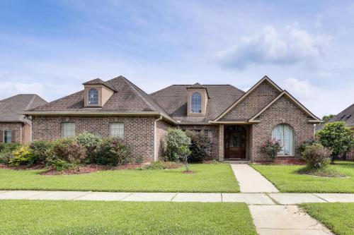 Zachary House | Family Retreat with Patio and Yard in Zachary