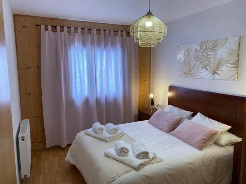 Castiello de Jaca Apartment | Fantástico Apartamento con jardín en Castiello de Jaca VUT HU-20-007