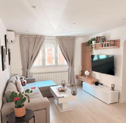 Ventas Apartment | FANTASTIC APARTMENT, NEWLY RENOVATED
