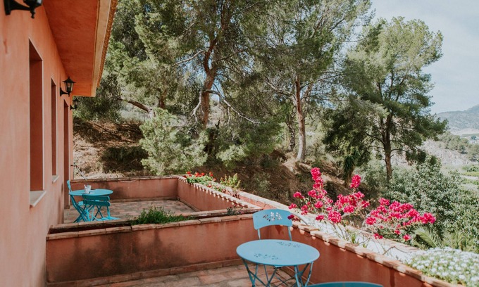 Huerta de Arriba Villa | Fantastic villa in the mountains next to the river
