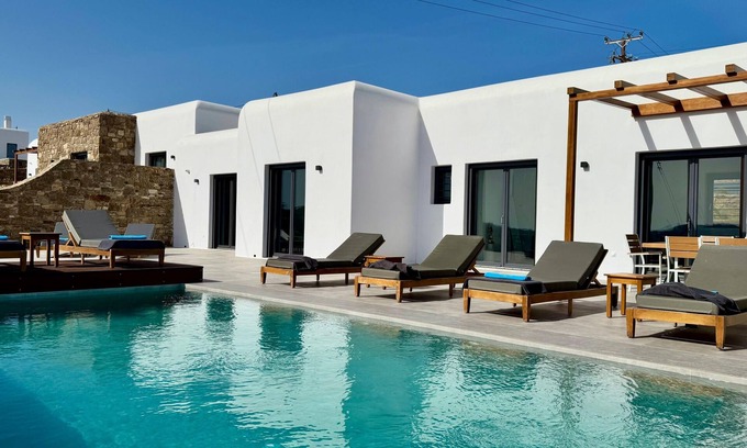Plintri Villa | Fantastic villa with private pool 2 minutes from the airport and the beach