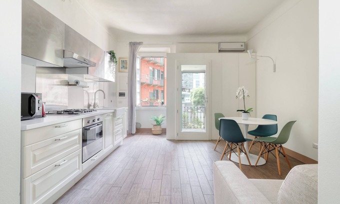 Centro Direzionale Apartment | Fara 33 Cozy flat in Centrale district