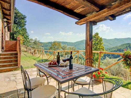 Monte Santa Maria Tiberina House | Farmhouse in Monte Santa Maria Tiberina with garden